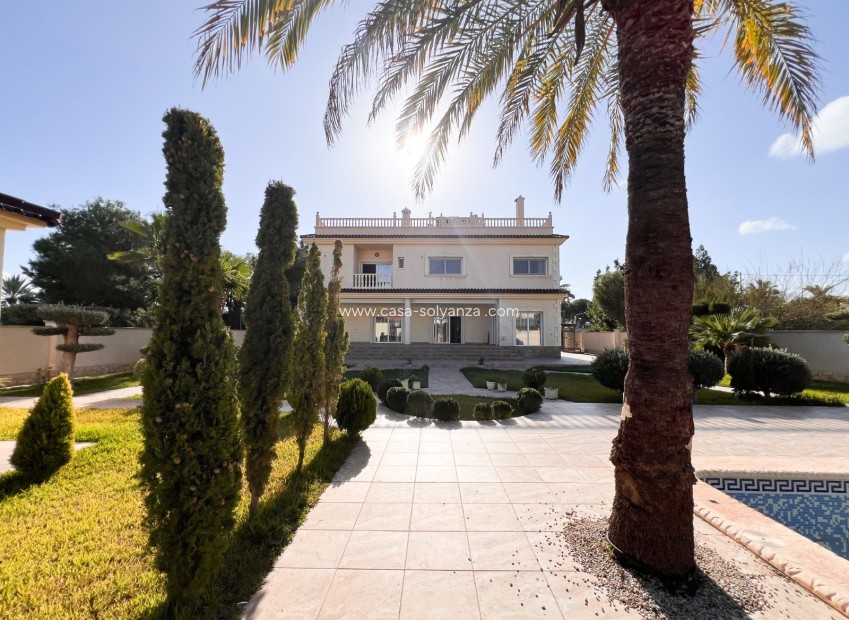 Wiederverkauf - Independent villa - Orihuela Costa
