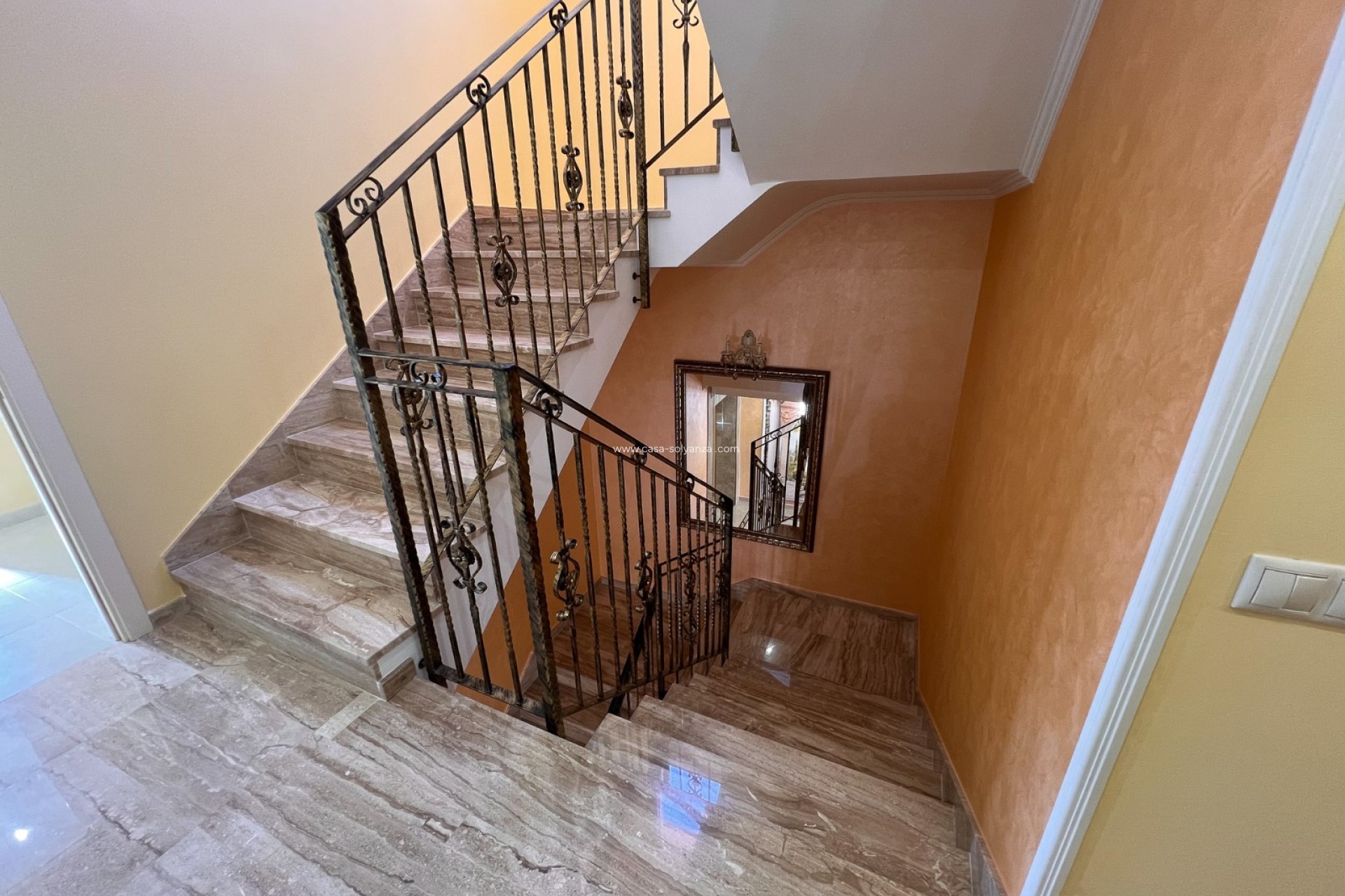 Wiederverkauf - Independent villa - Orihuela Costa