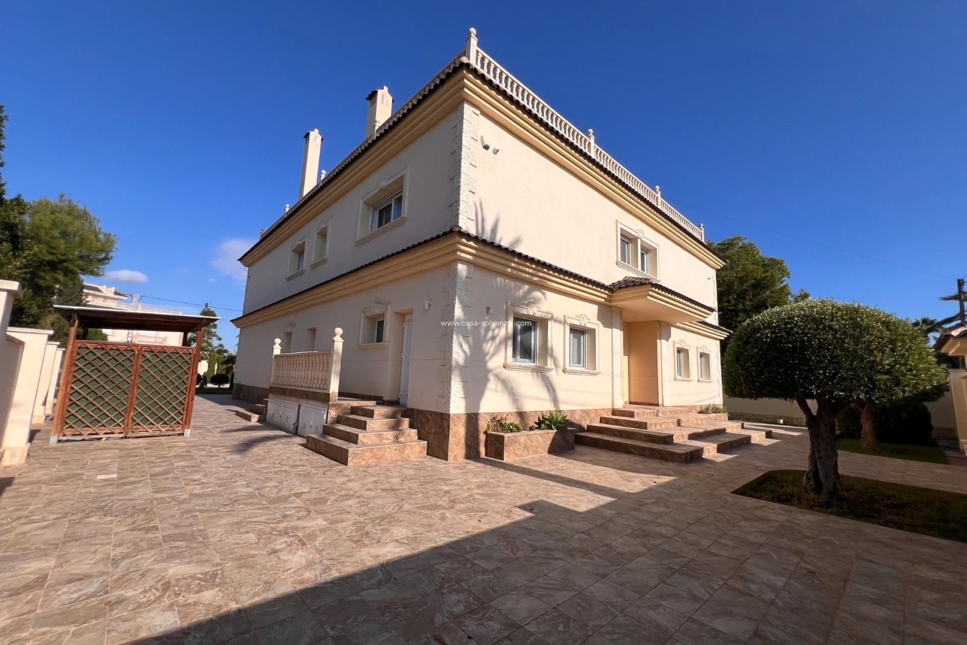 Wiederverkauf - Independent villa - Orihuela Costa