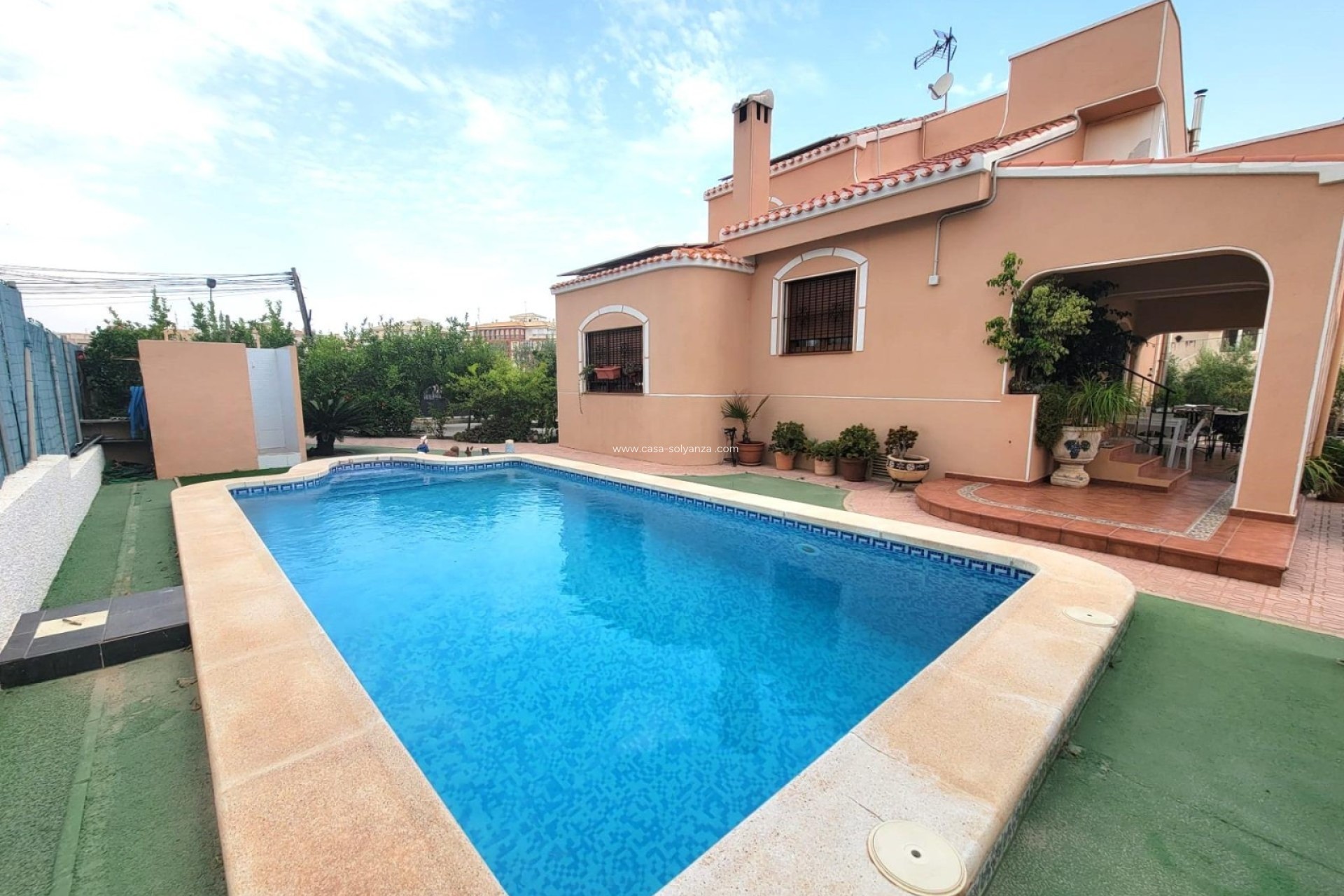 Wiederverkauf - Independent villa - Torrevieja - Aguas nuevas