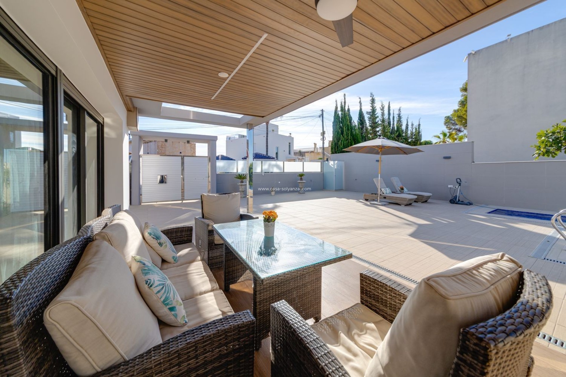 Wiederverkauf - Independent villa - Torrevieja