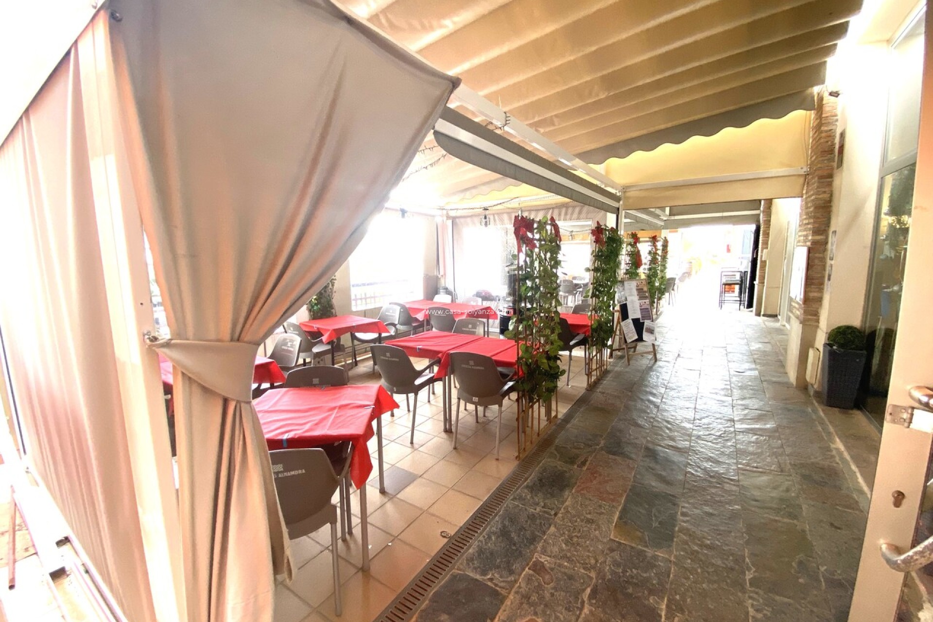 Wiederverkauf - Kommerziell - Algorfa - Inland