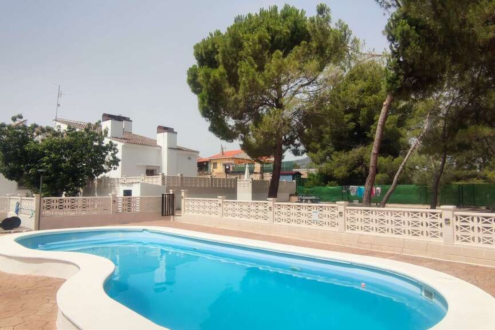 Wiederverkauf - Kommerziell - Ayora