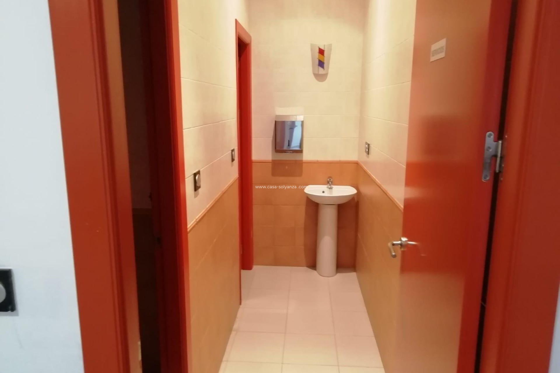 Wiederverkauf - Kommerziell - Bigastro