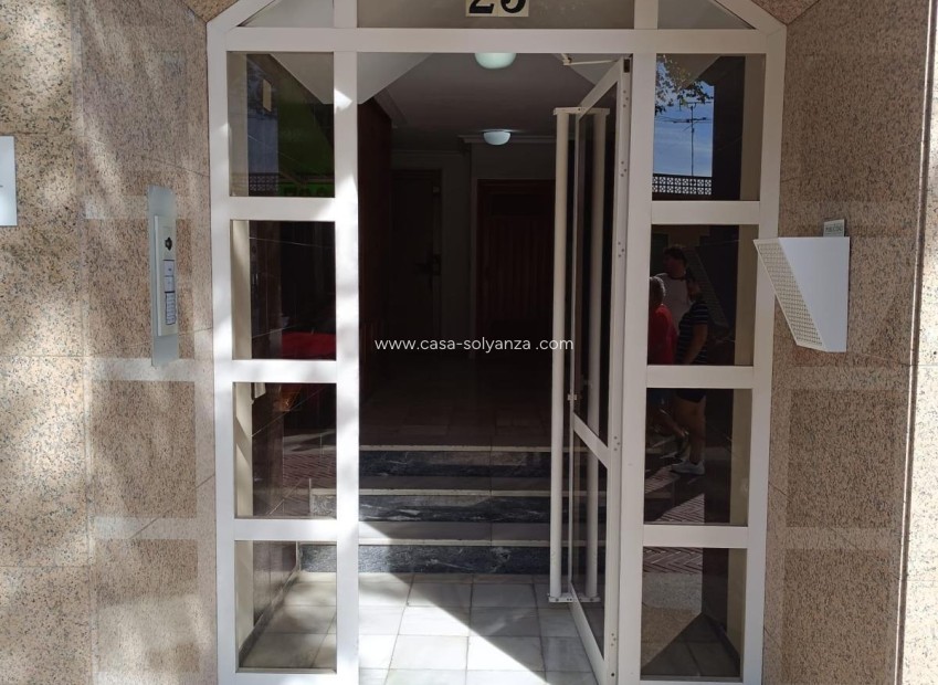 Wiederverkauf - Kommerziell - El Altet