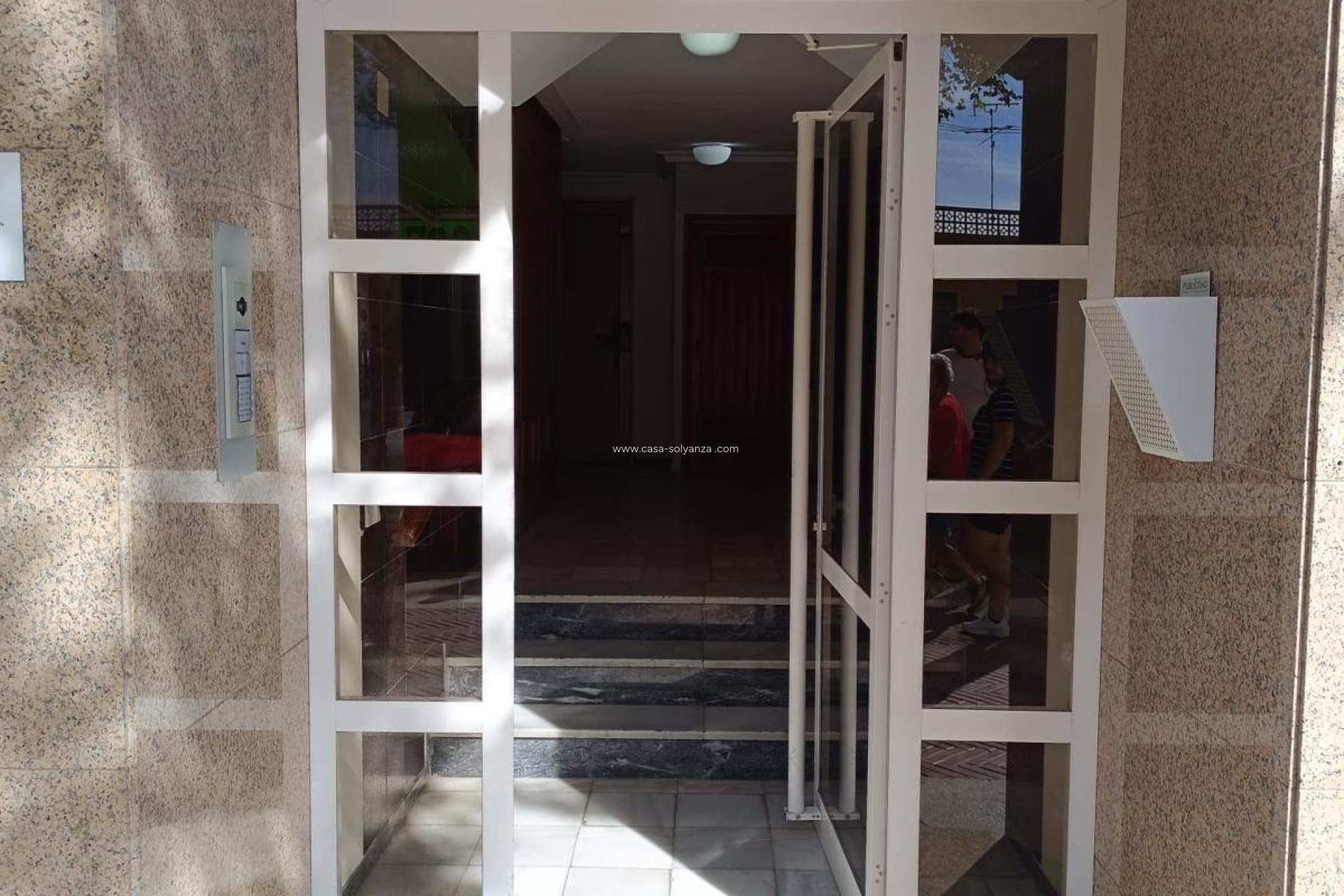 Wiederverkauf - Kommerziell - El Altet