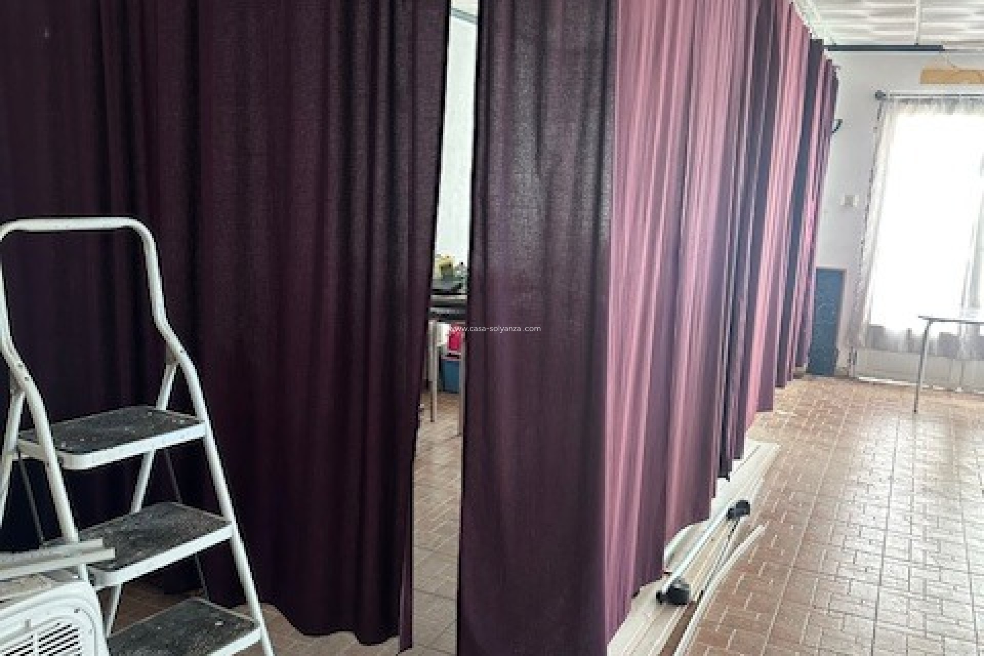 Wiederverkauf - Kommerziell - Las Fillipinas