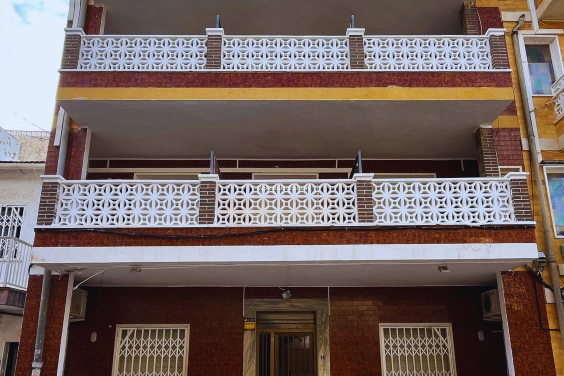 Wiederverkauf - Kommerziell - Lo Pagan - La Puntica