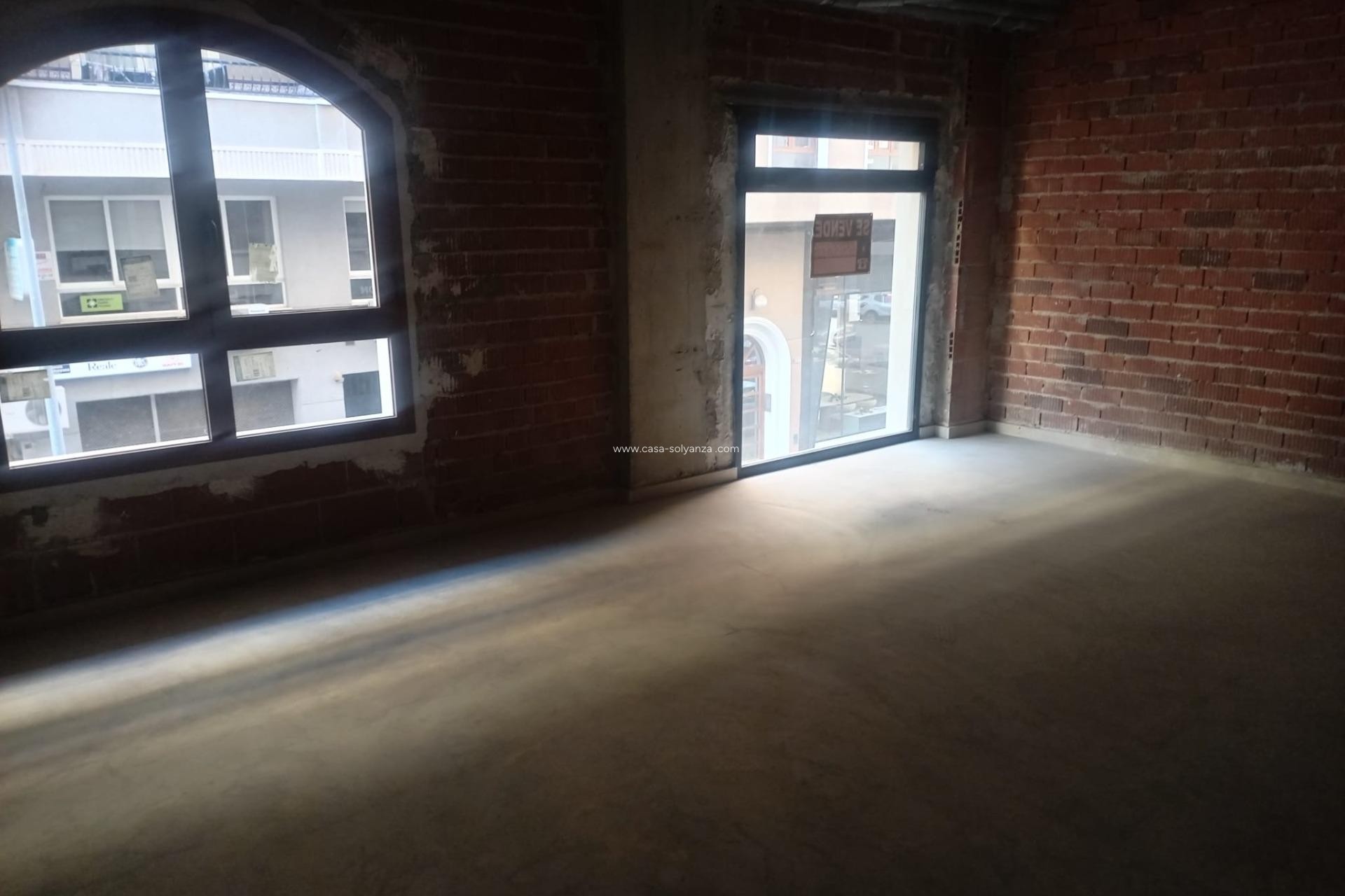 Wiederverkauf - Kommerziell - Orihuela - Orihuela Ciudad