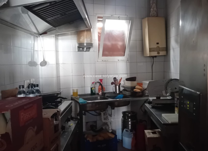 Wiederverkauf - Kommerziell - Torrevieja - 0