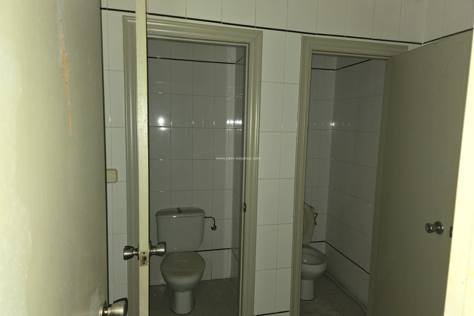 Wiederverkauf - Kommerziell - Torrevieja - Acequion