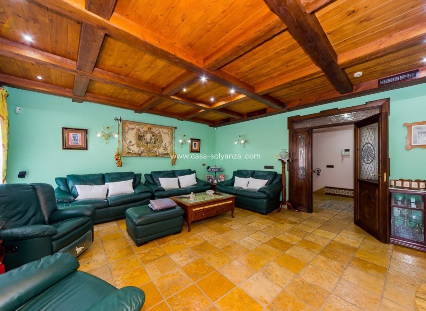 Wiederverkauf - Kommerziell - Torrevieja