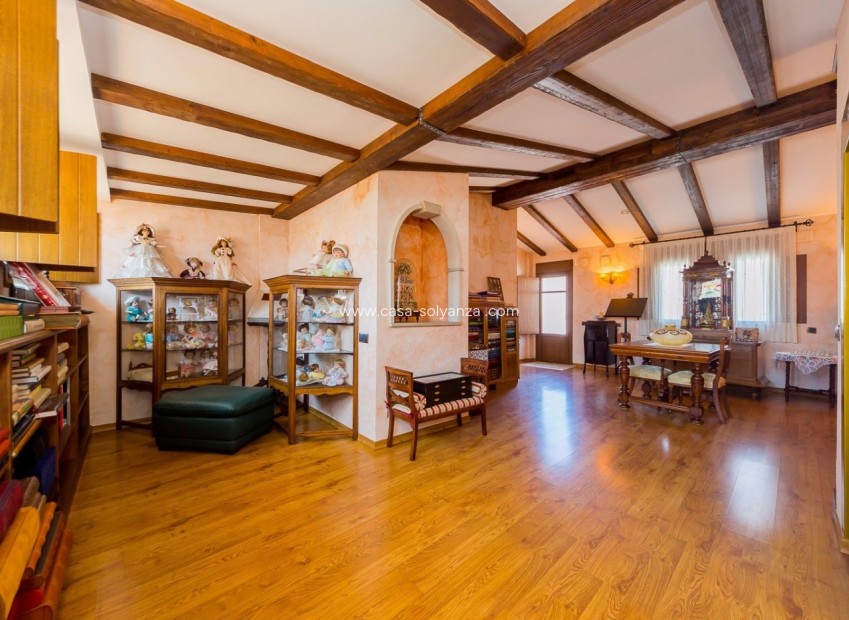 Wiederverkauf - Kommerziell - Torrevieja