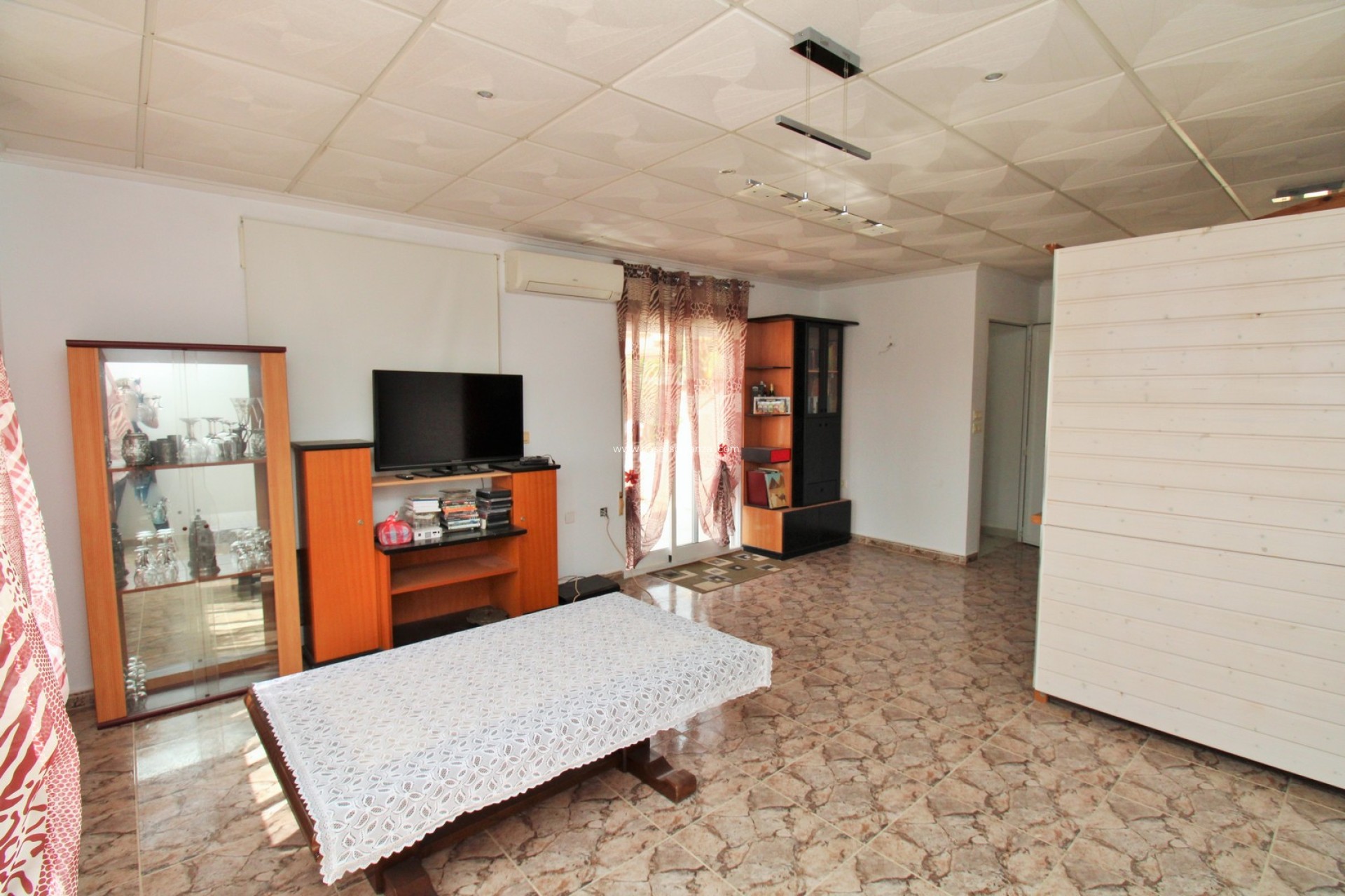 Wiederverkauf - Kommerziell - Villamartin - Villamartín