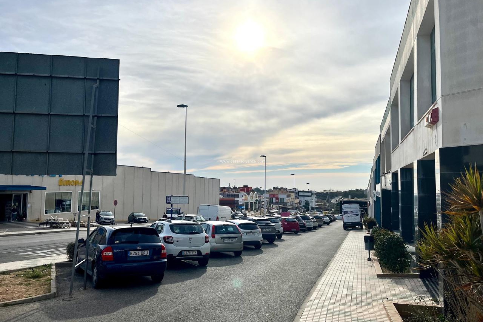 Wiederverkauf - Kommerziell - Villamartin - Villamartín