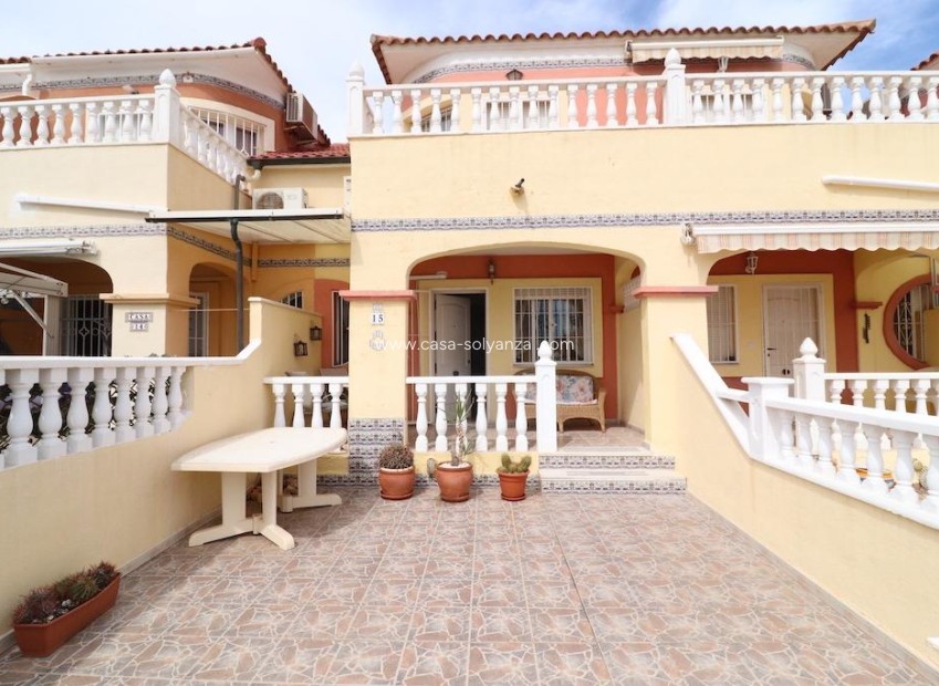 Wiederverkauf - Semi-detached house - Orihuela Costa - La Zenia