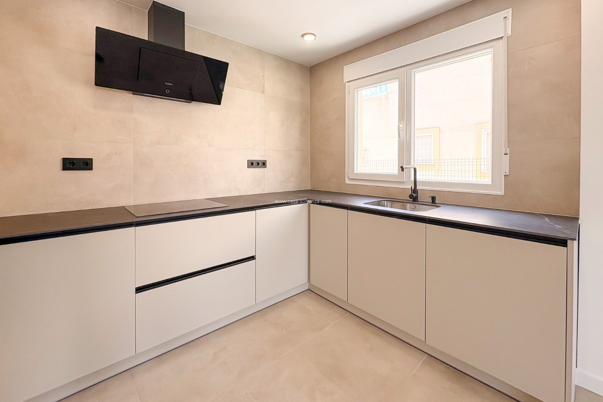 Wiederverkauf - Semi-Detached Villa - El Campello - Pueblo Acantilado - Venta Lanuza