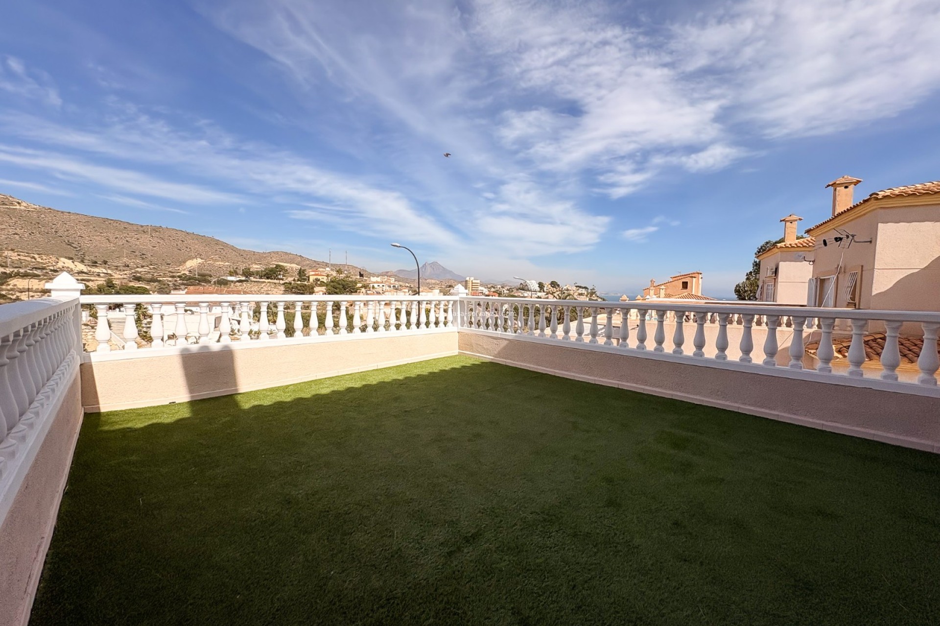 Wiederverkauf - Semi-Detached Villa - El Campello - Pueblo Acantilado - Venta Lanuza