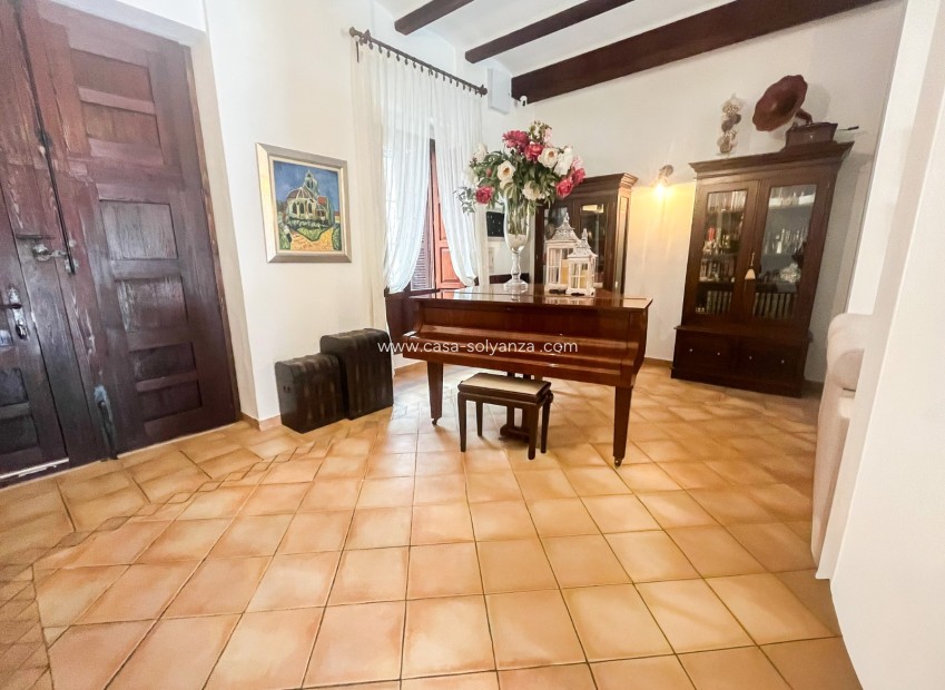 Wiederverkauf - Semi-Detached Villa - Jávea