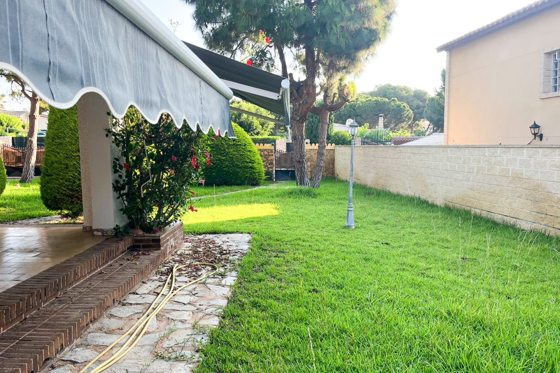 Wiederverkauf - Semi-Detached Villa - Orihuela Costa - Punta Prima