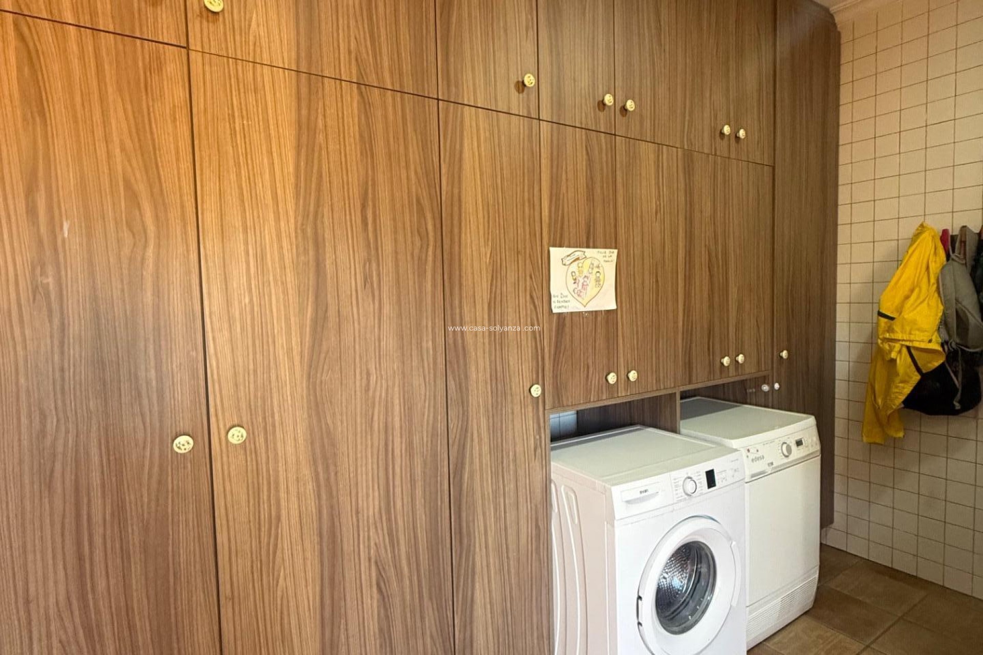 Wiederverkauf - Stadthaus - Avileses