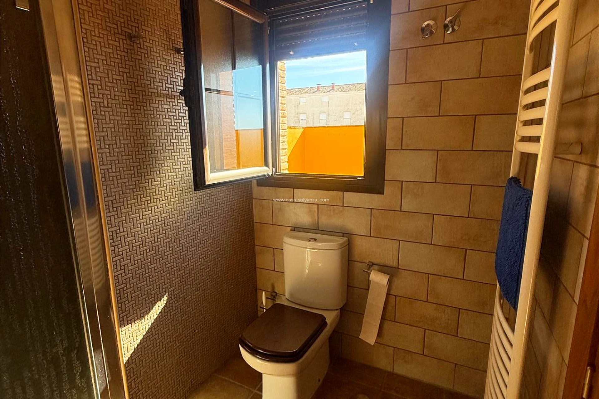 Wiederverkauf - Stadthaus - Avileses