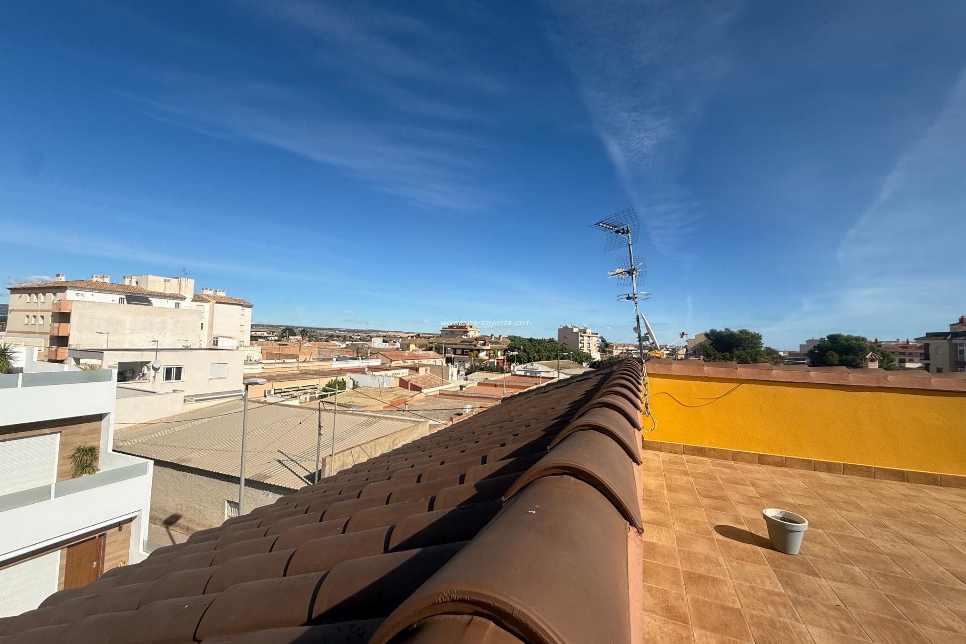 Wiederverkauf - Stadthaus - Avileses