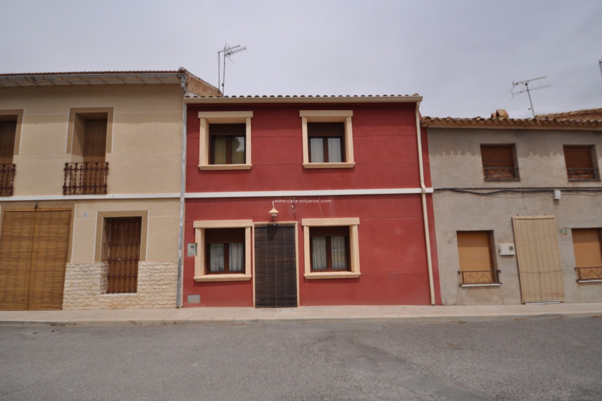 Wiederverkauf - Stadthaus - Chinorlet - Inland