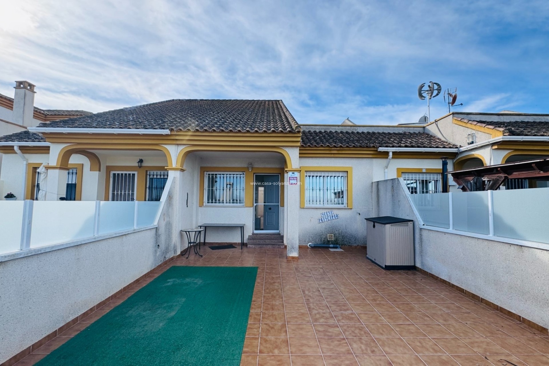 Wiederverkauf - Stadthaus - Daya Nueva