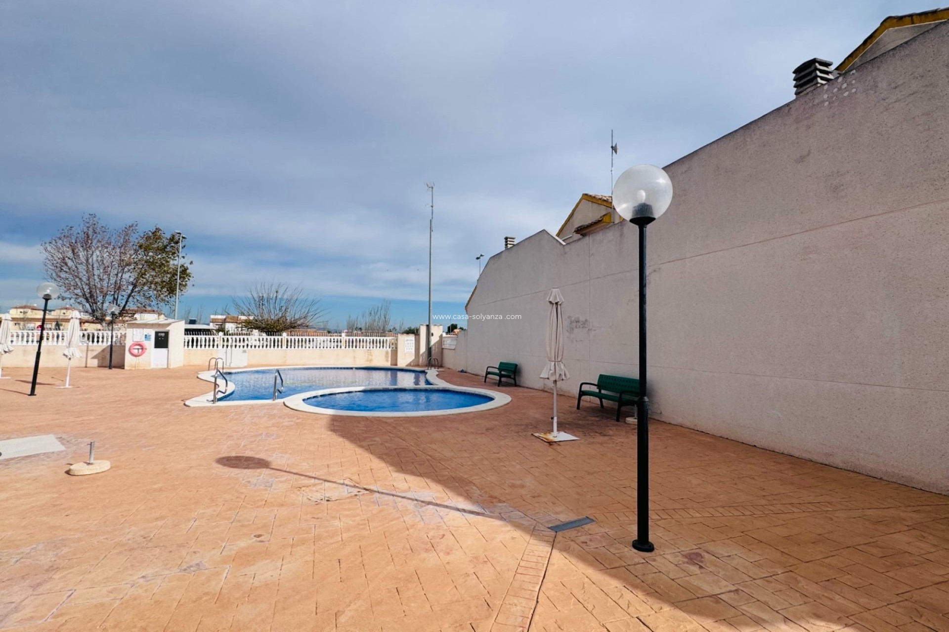 Wiederverkauf - Stadthaus - Daya Nueva