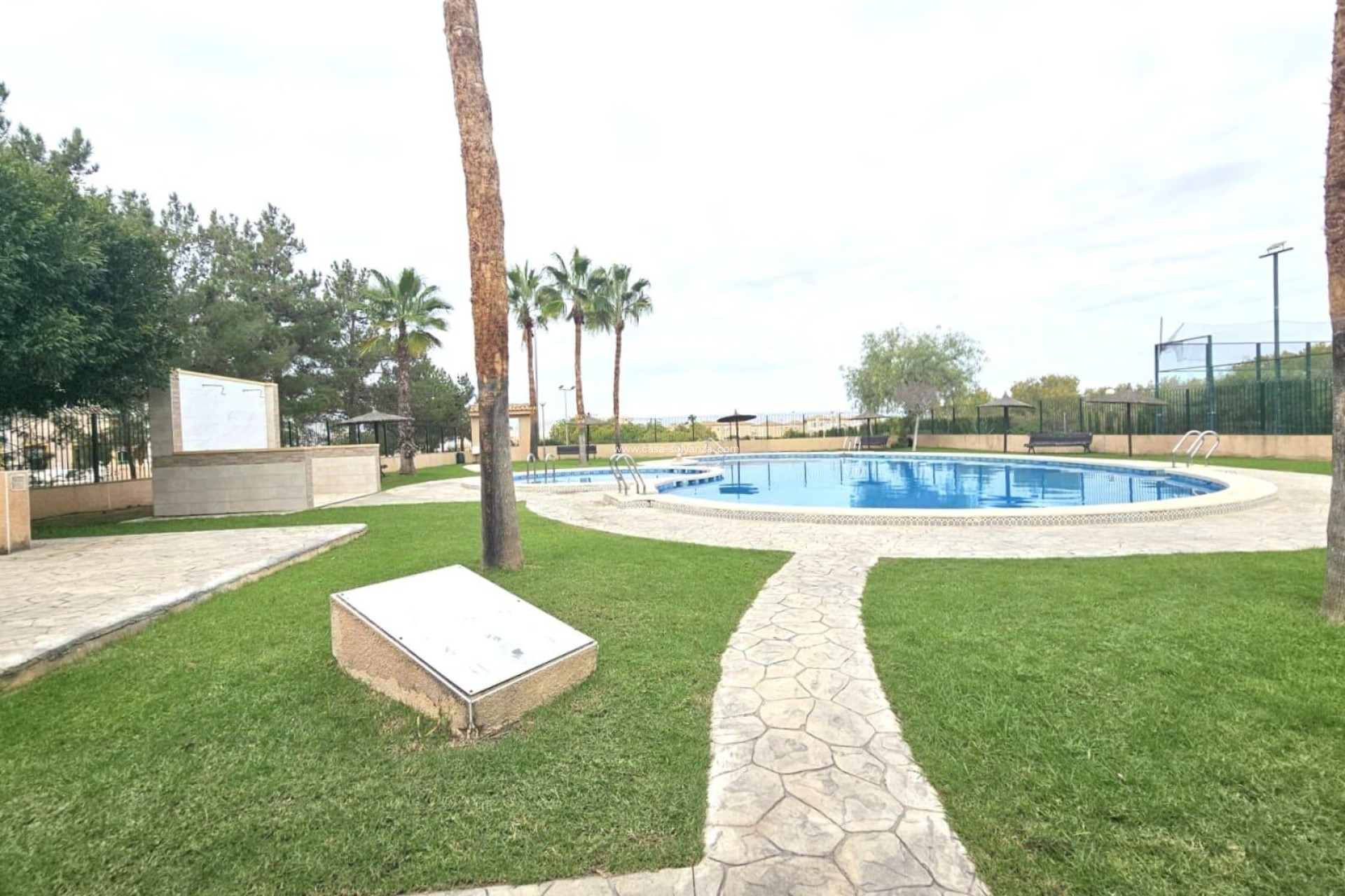 Wiederverkauf - Stadthaus - Orihuela Costa - Los Almendros-La Florida
