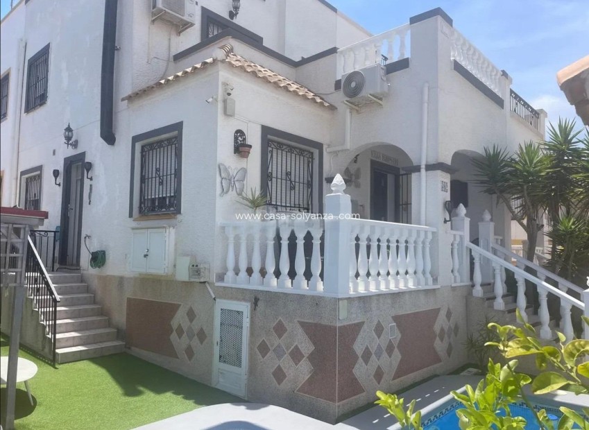 Wiederverkauf - Stadthaus - Orihuela Costa - Los Almendros-La Florida