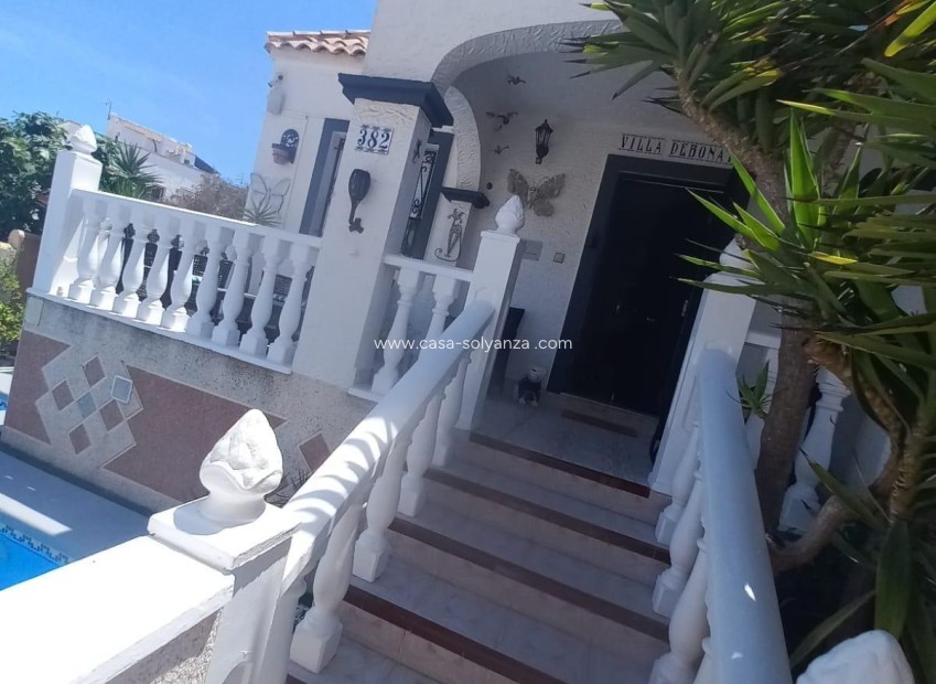 Wiederverkauf - Stadthaus - Orihuela Costa - Los Almendros-La Florida