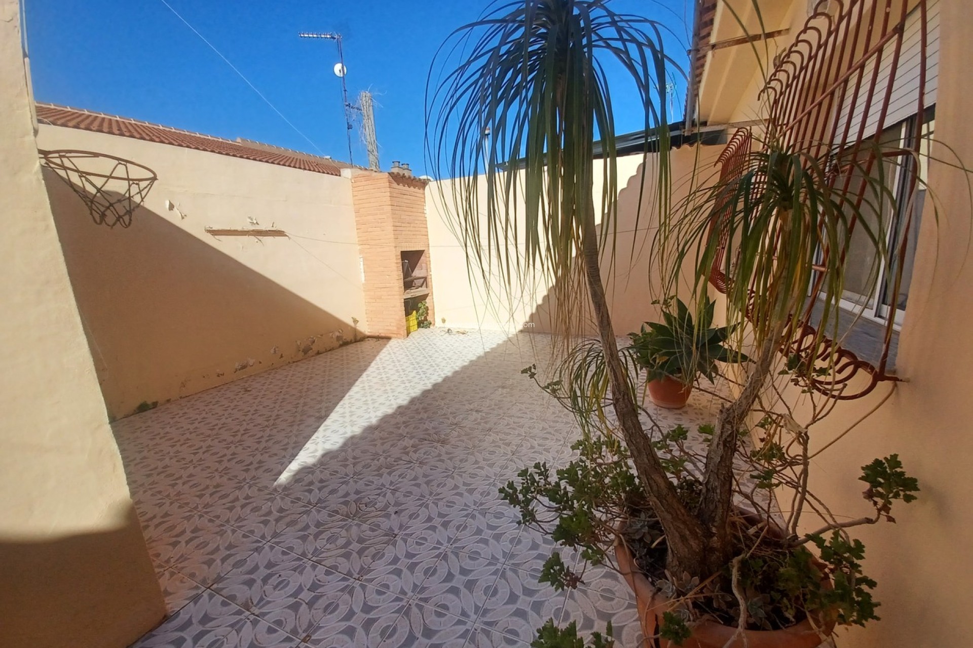 Wiederverkauf - Stadthaus - Roldan - Inland