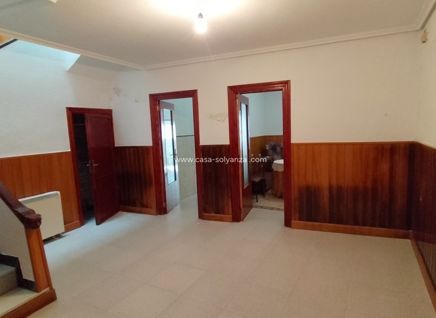 Wiederverkauf - Stadthaus - Sax - Inland