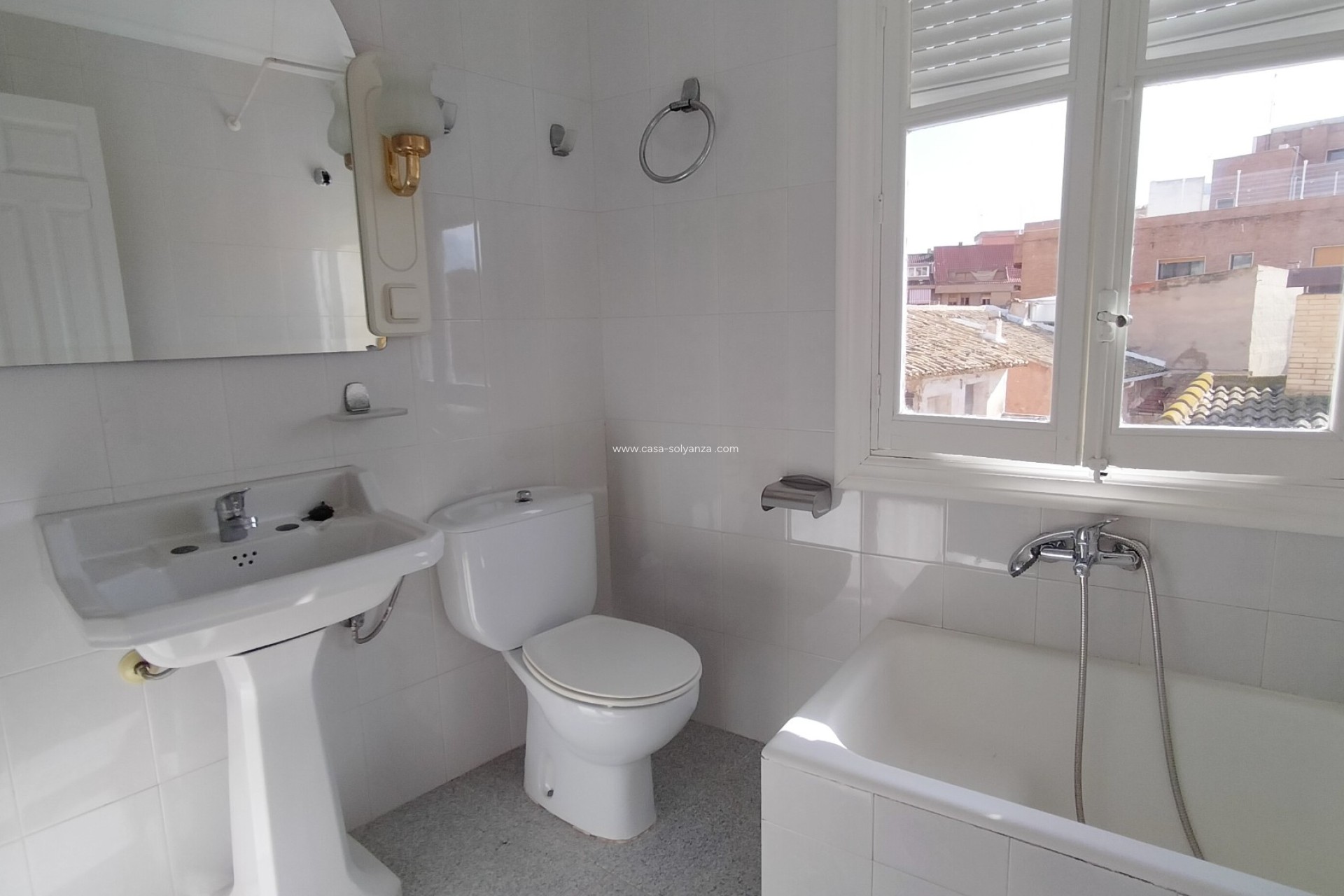 Wiederverkauf - Stadthaus - Sax - Inland