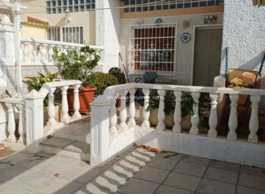 Wiederverkauf - Stadthaus - Torrevieja - 0