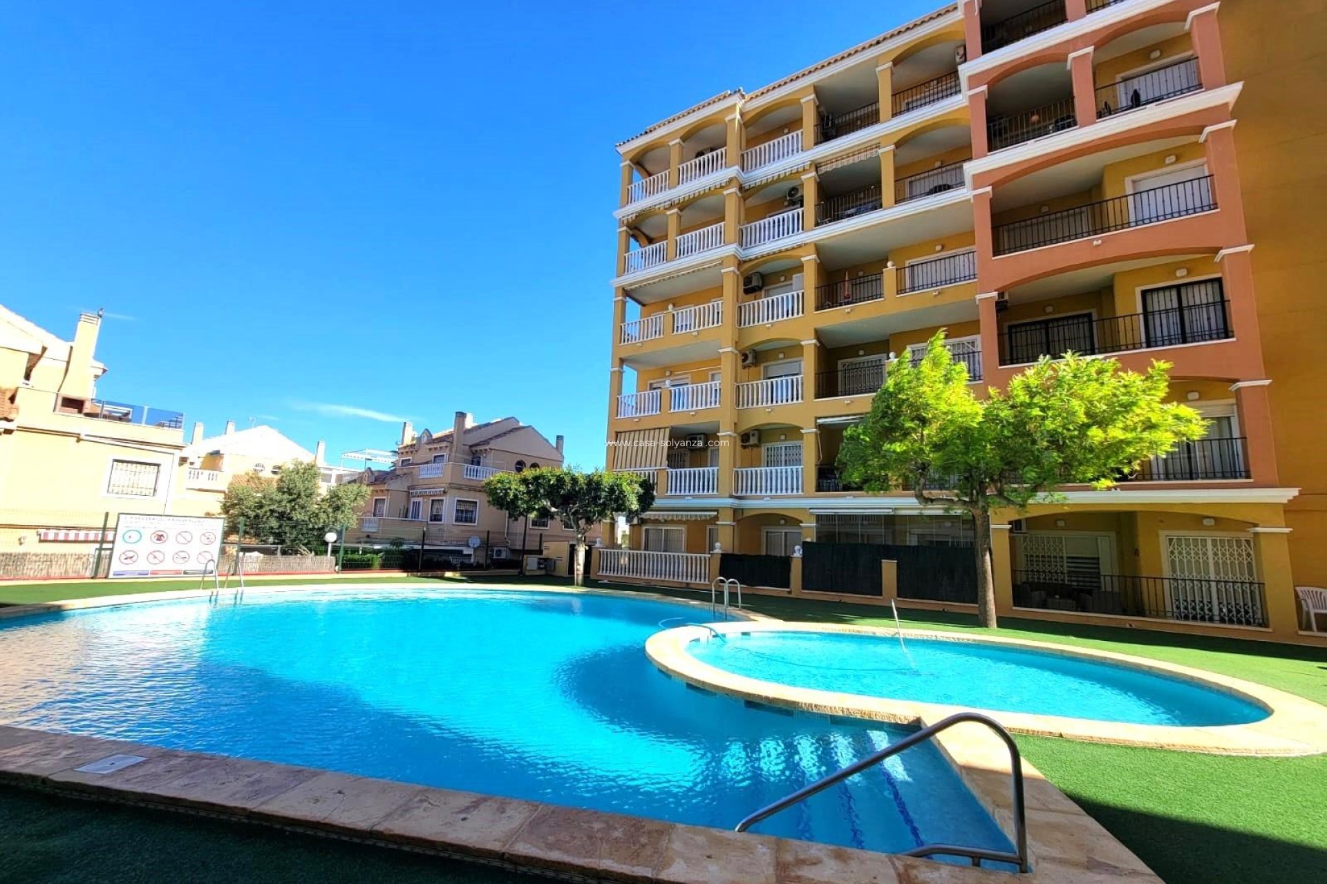 Wiederverkauf - Stadthaus - Torrevieja - Aguas nuevas