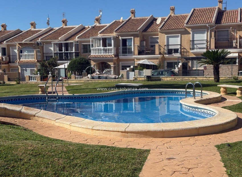 Wiederverkauf - Stadthaus - Torrevieja - Aguas nuevas