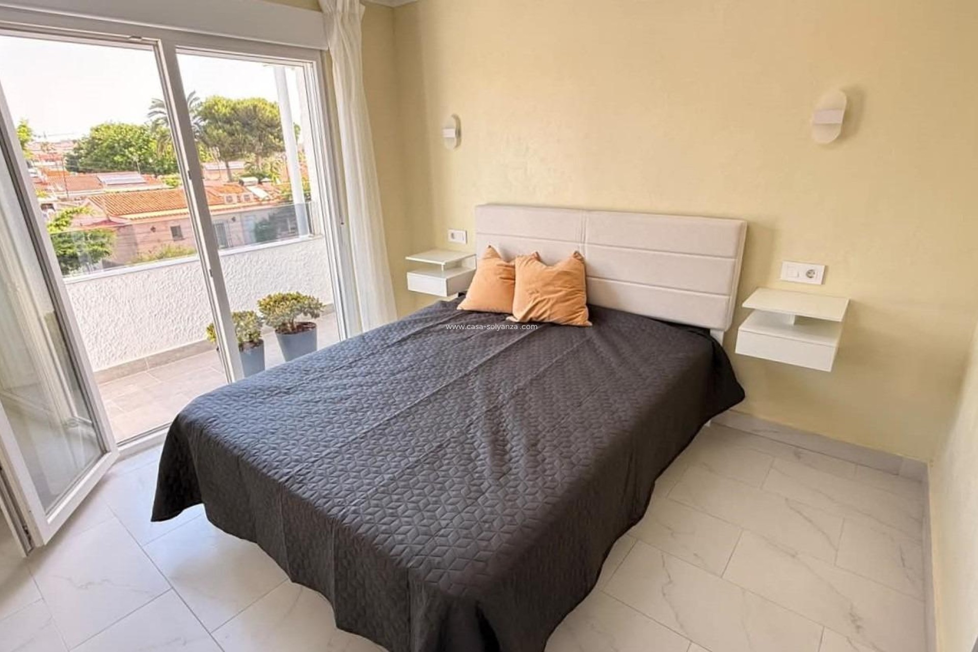 Wiederverkauf - Stadthaus - Torrevieja - Calas Blanca