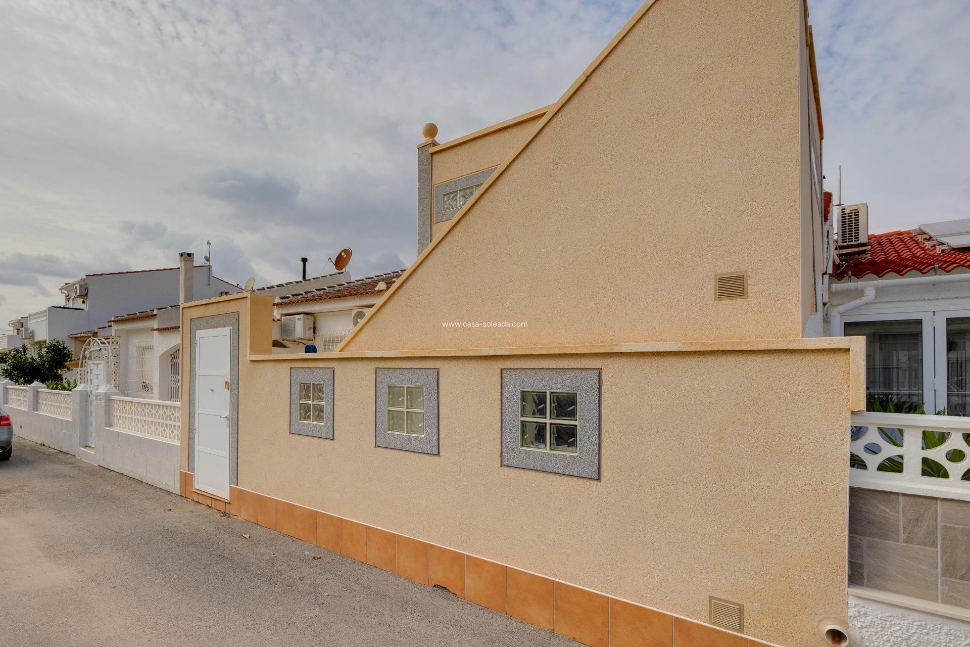 Wiederverkauf - Stadthaus - Torrevieja - El Limonar