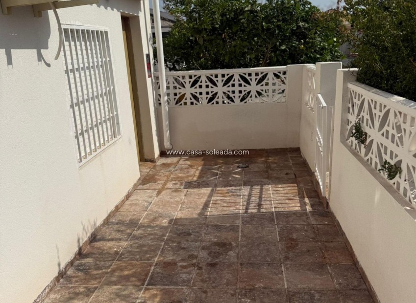 Wiederverkauf - Stadthaus - Torrevieja - La Siesta