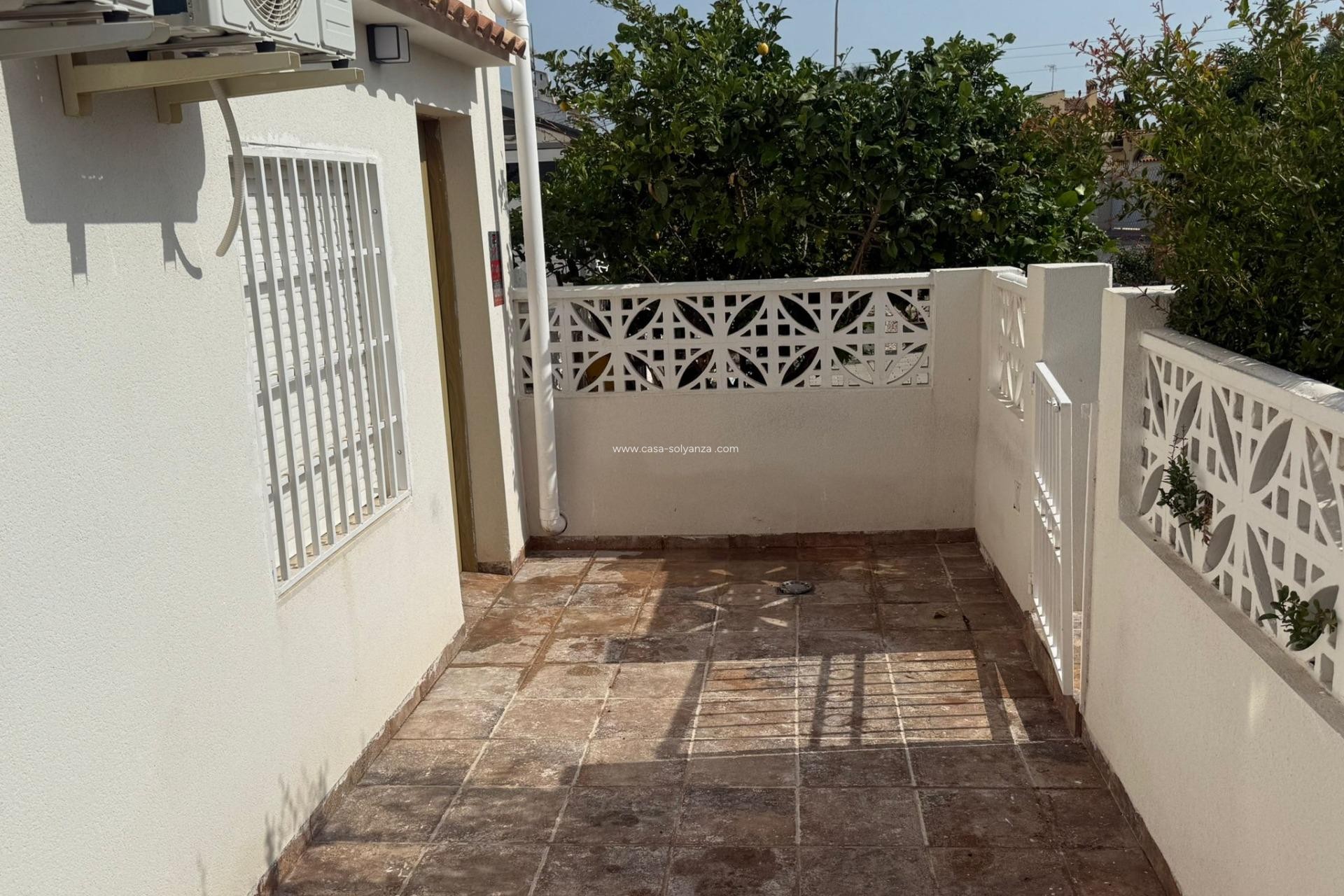 Wiederverkauf - Stadthaus - Torrevieja - La Siesta