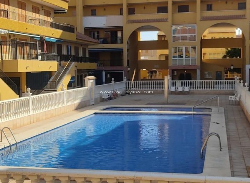 Wiederverkauf - Stadthaus - Torrevieja - Los Europeos