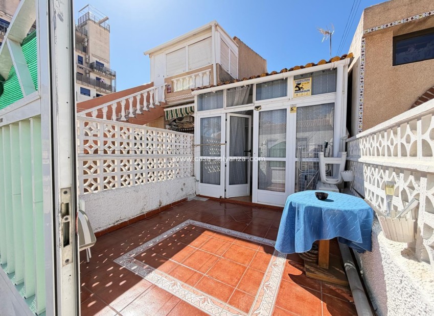 Wiederverkauf - Stadthaus - Torrevieja - Nueva Torrevieja