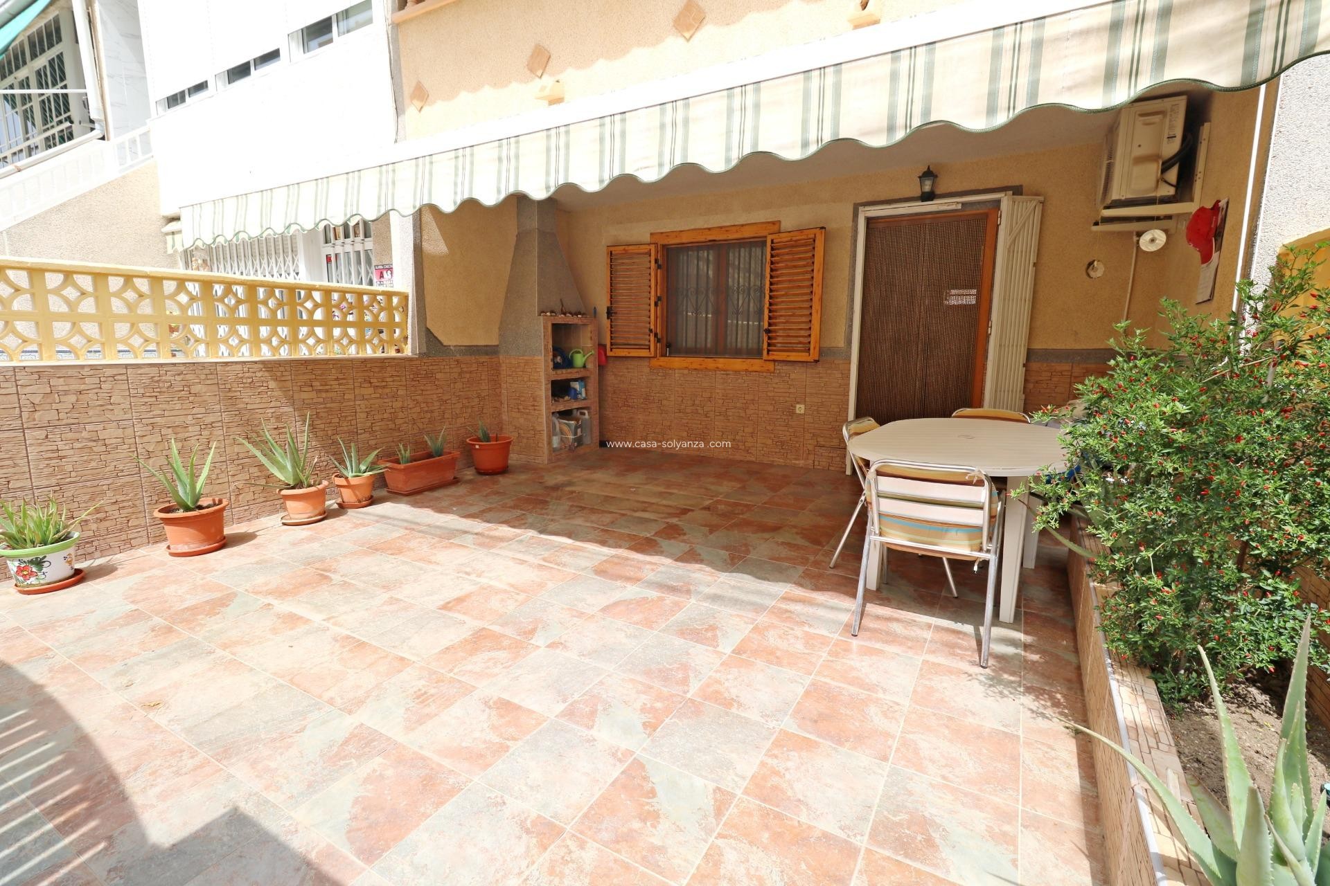 Wiederverkauf - Stadthaus - Torrevieja - Playa De Los Naufragos