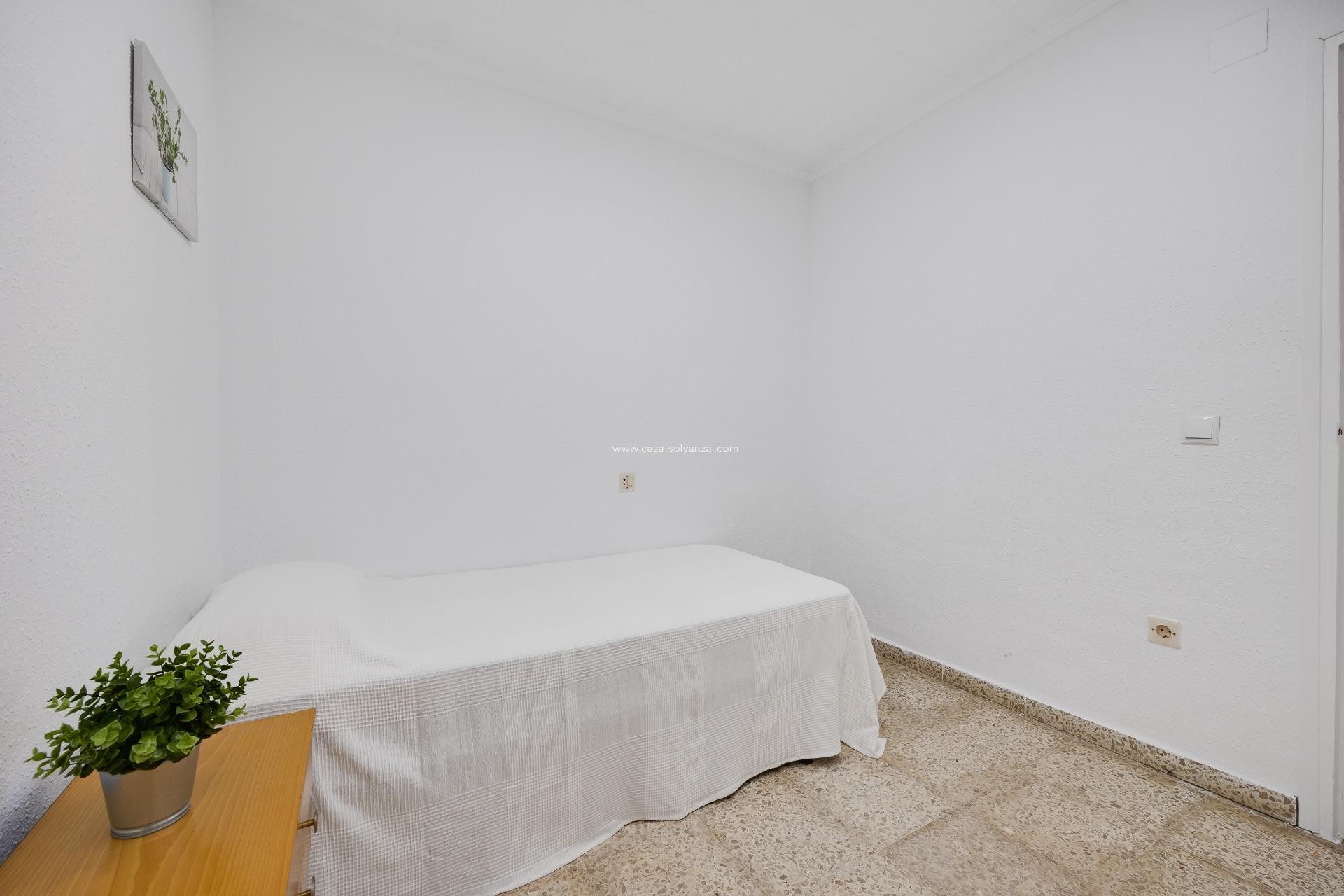 Wiederverkauf - Stadthaus - Torrevieja - Torretas