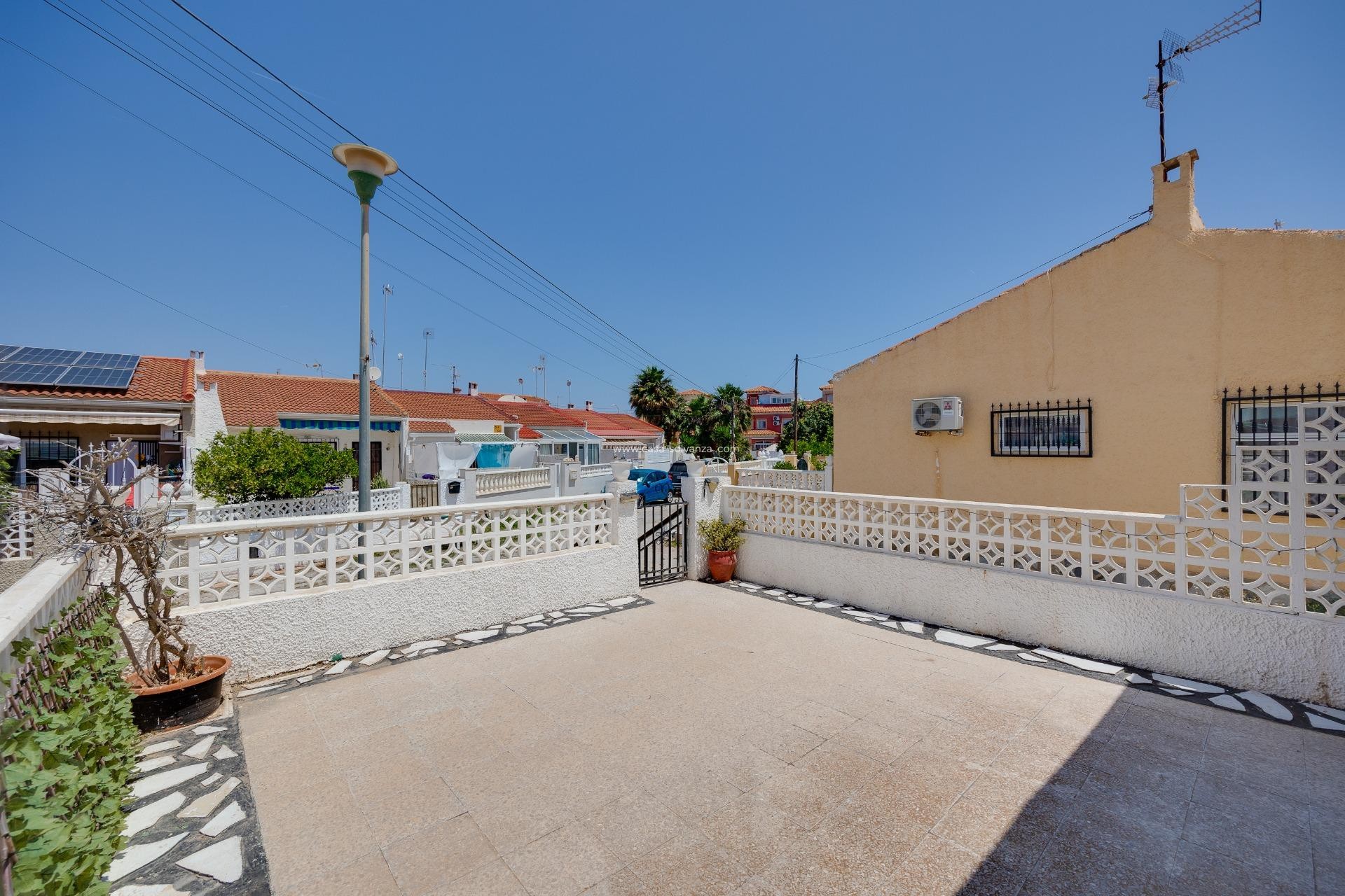 Wiederverkauf - Stadthaus - Torrevieja - Torretas