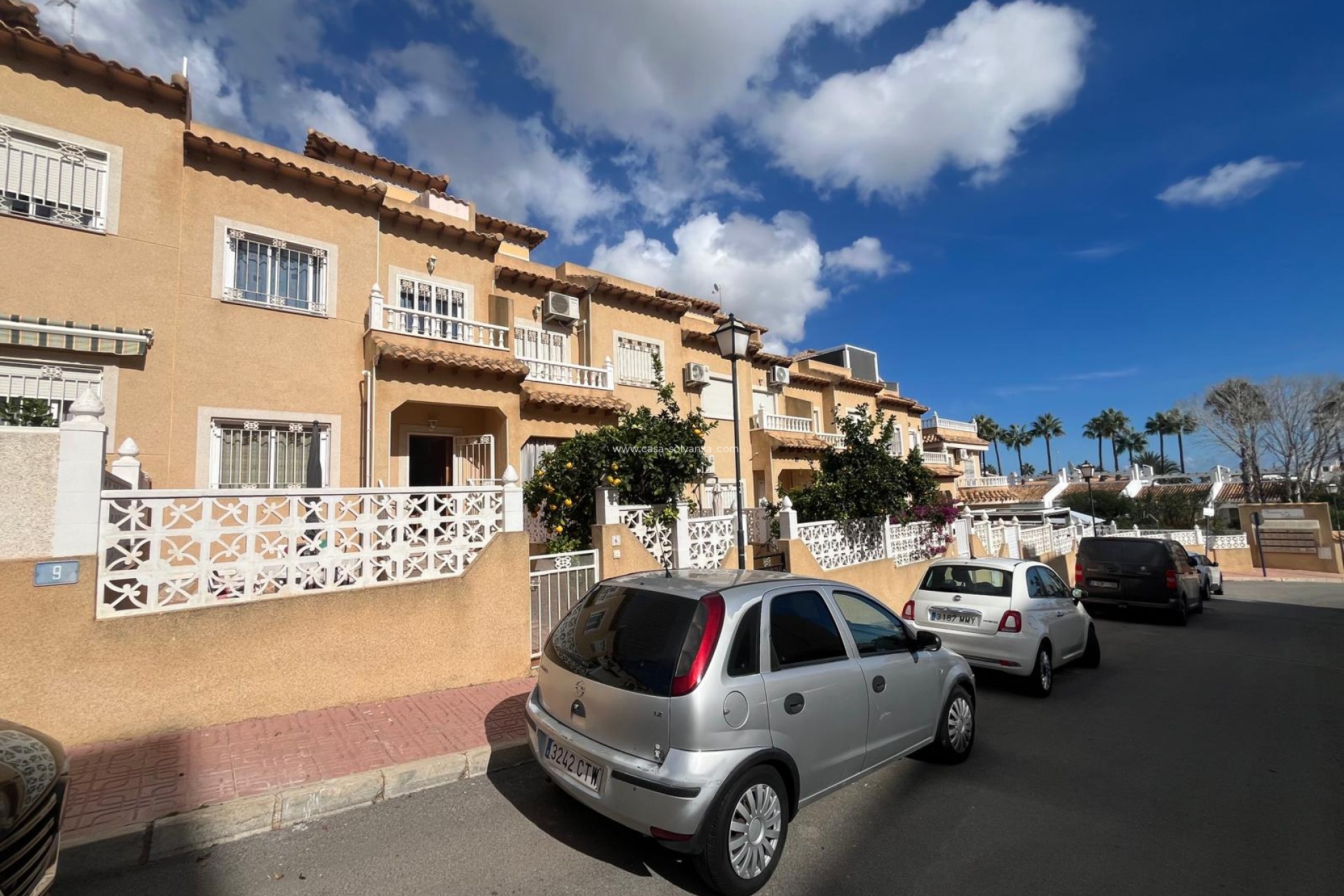 Wiederverkauf - Stadthaus - Villamartin - Villamartín