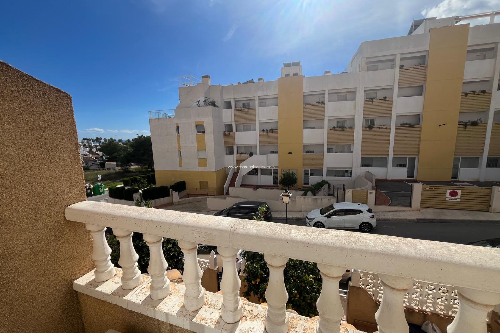 Wiederverkauf - Stadthaus - Villamartin - Villamartín